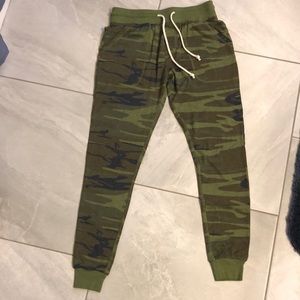 BRAND NEW Camo Joggers